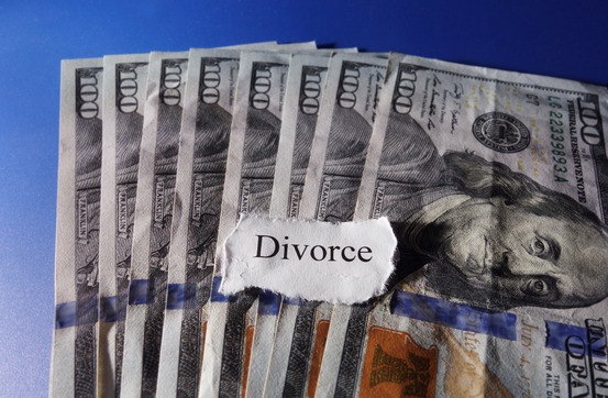 divorce hundreds